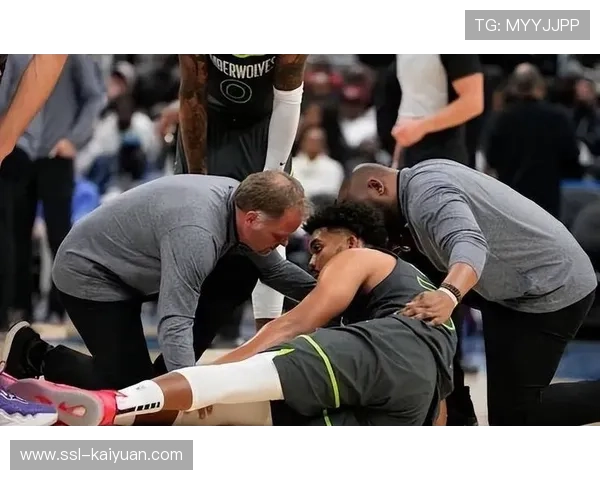 唐斯膝盖伤势反复，狼队内线轮换面临调整